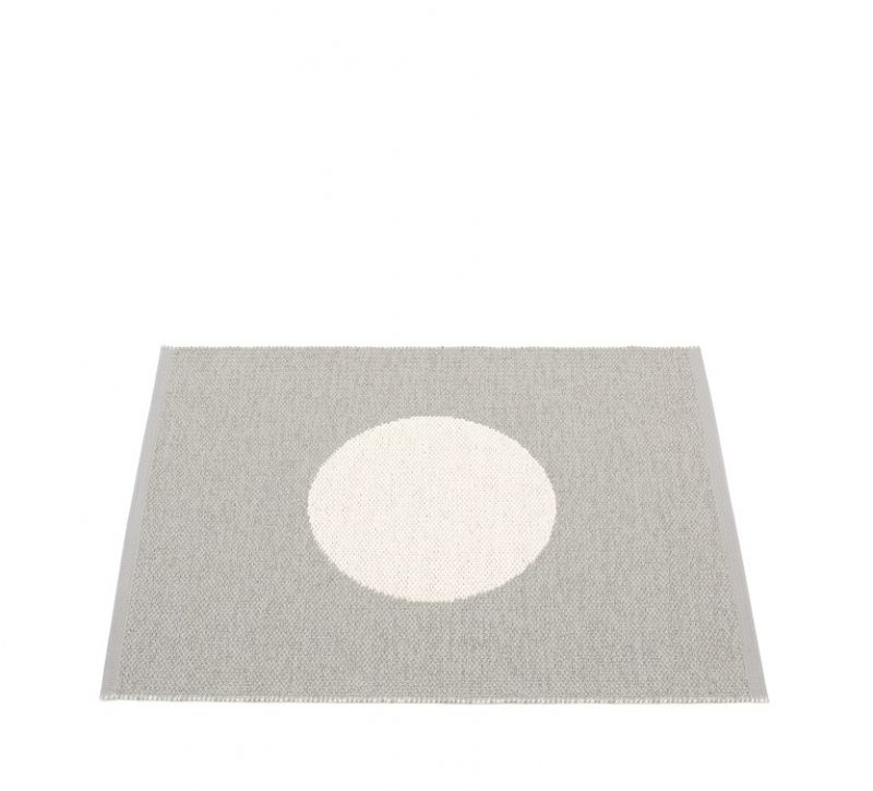 Vera Small One Kunststoffteppich 70x90 cm Pappelina Warm grau